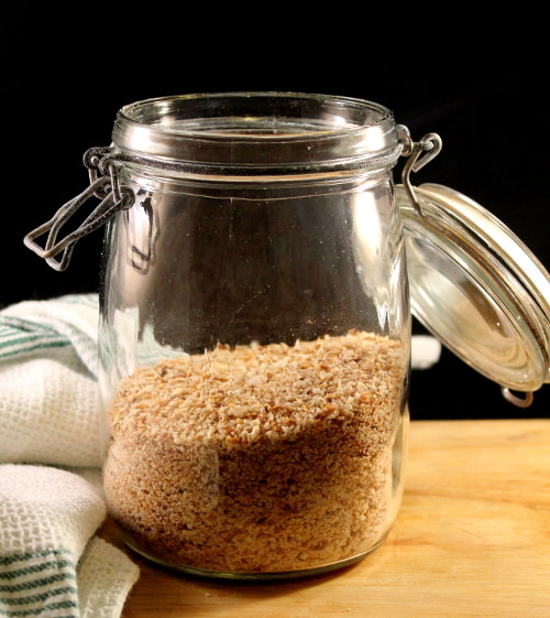 One-day-old sliced bread can be turned into breadcrumbs 