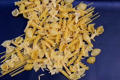 pasta comes in different shapes